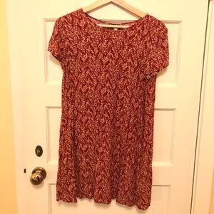 Flowy mini holiday dress maroon brown red